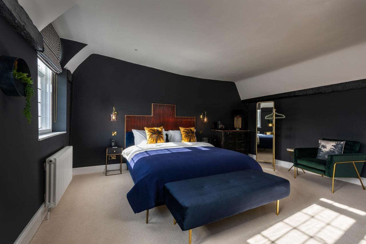 The George Hotel